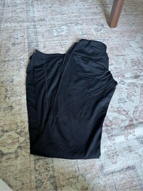 Black High-Waist Flair Leggings